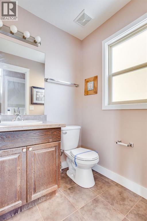 108 huckleberry Street, Fort McMurray