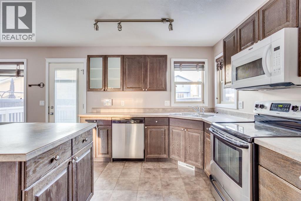 108 huckleberry Street, Fort McMurray