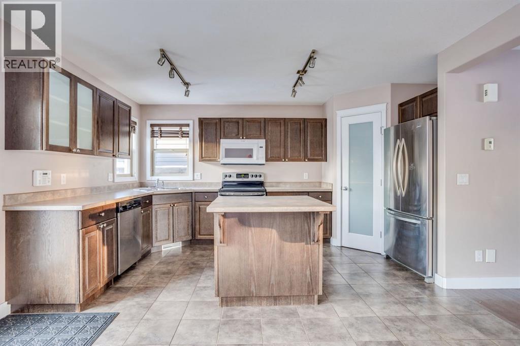 108 huckleberry Street, Fort McMurray