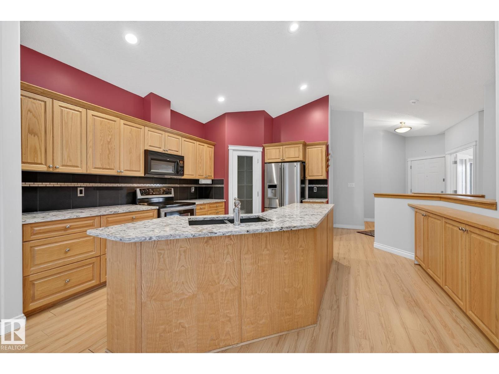 25 FOLKSTONE PL, Stony Plain