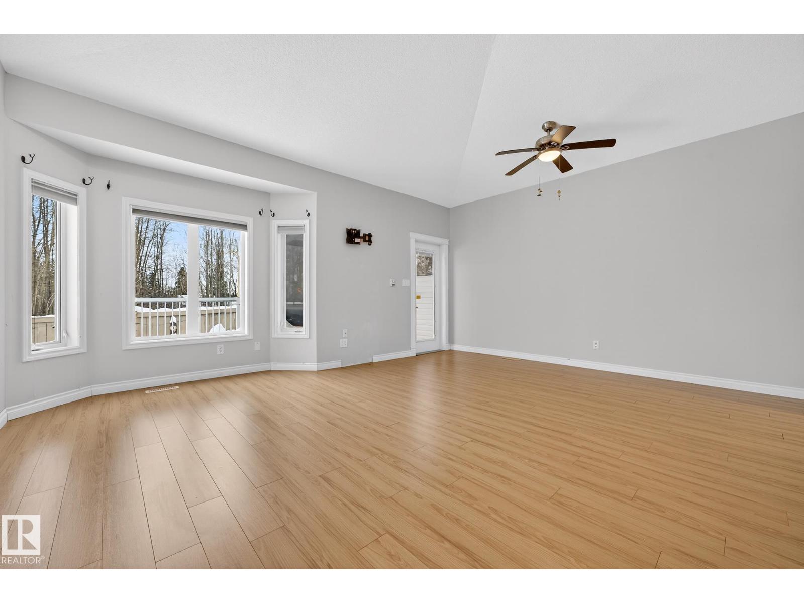 25 FOLKSTONE PL, Stony Plain