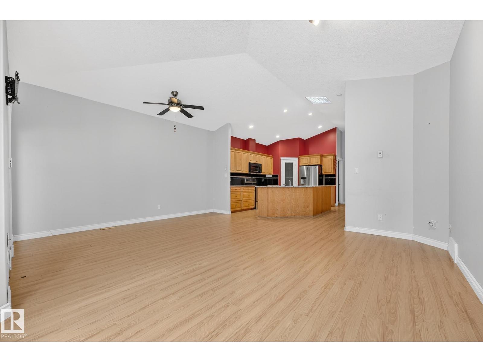 25 FOLKSTONE PL, Stony Plain