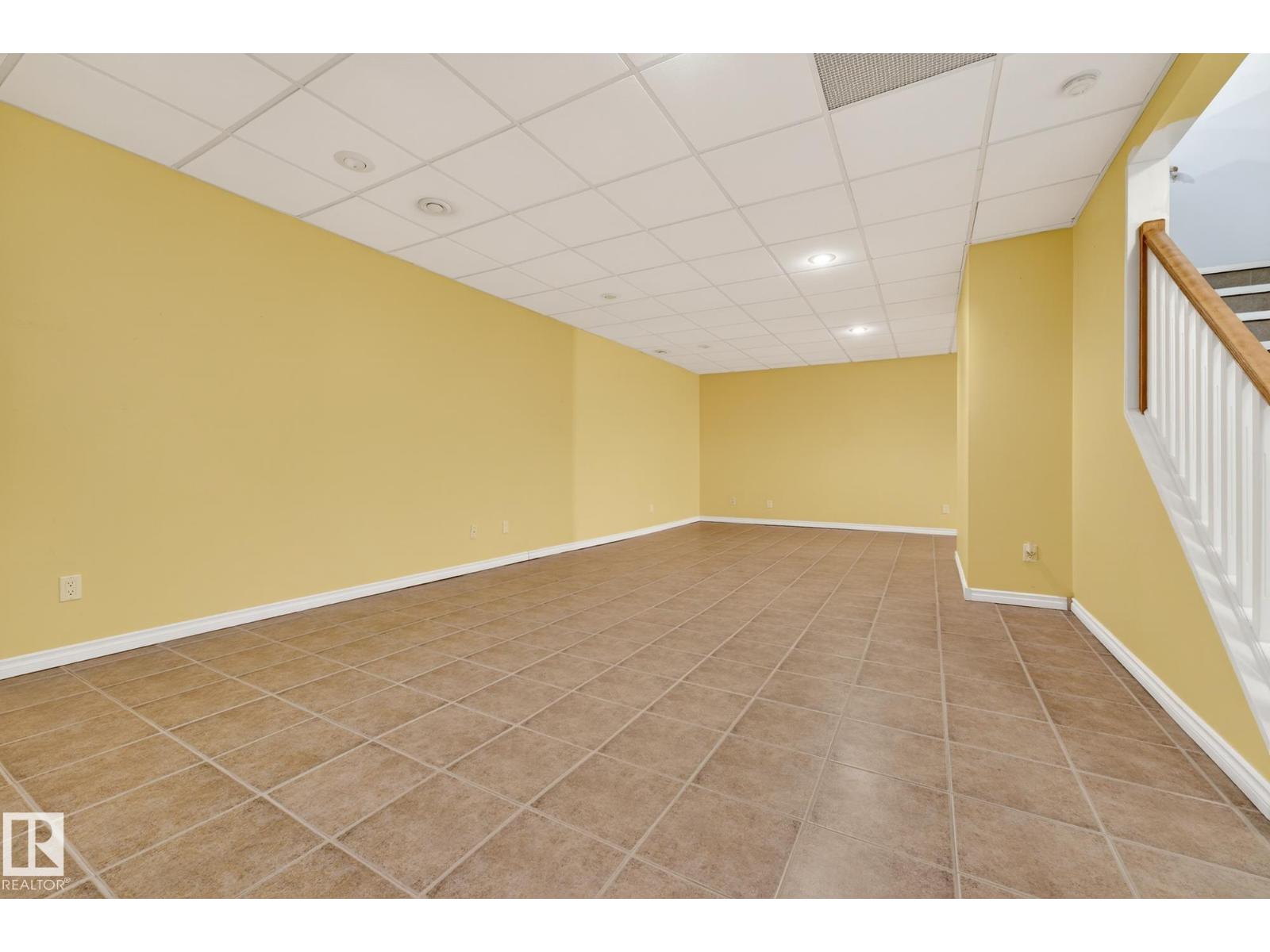 25 FOLKSTONE PL, Stony Plain