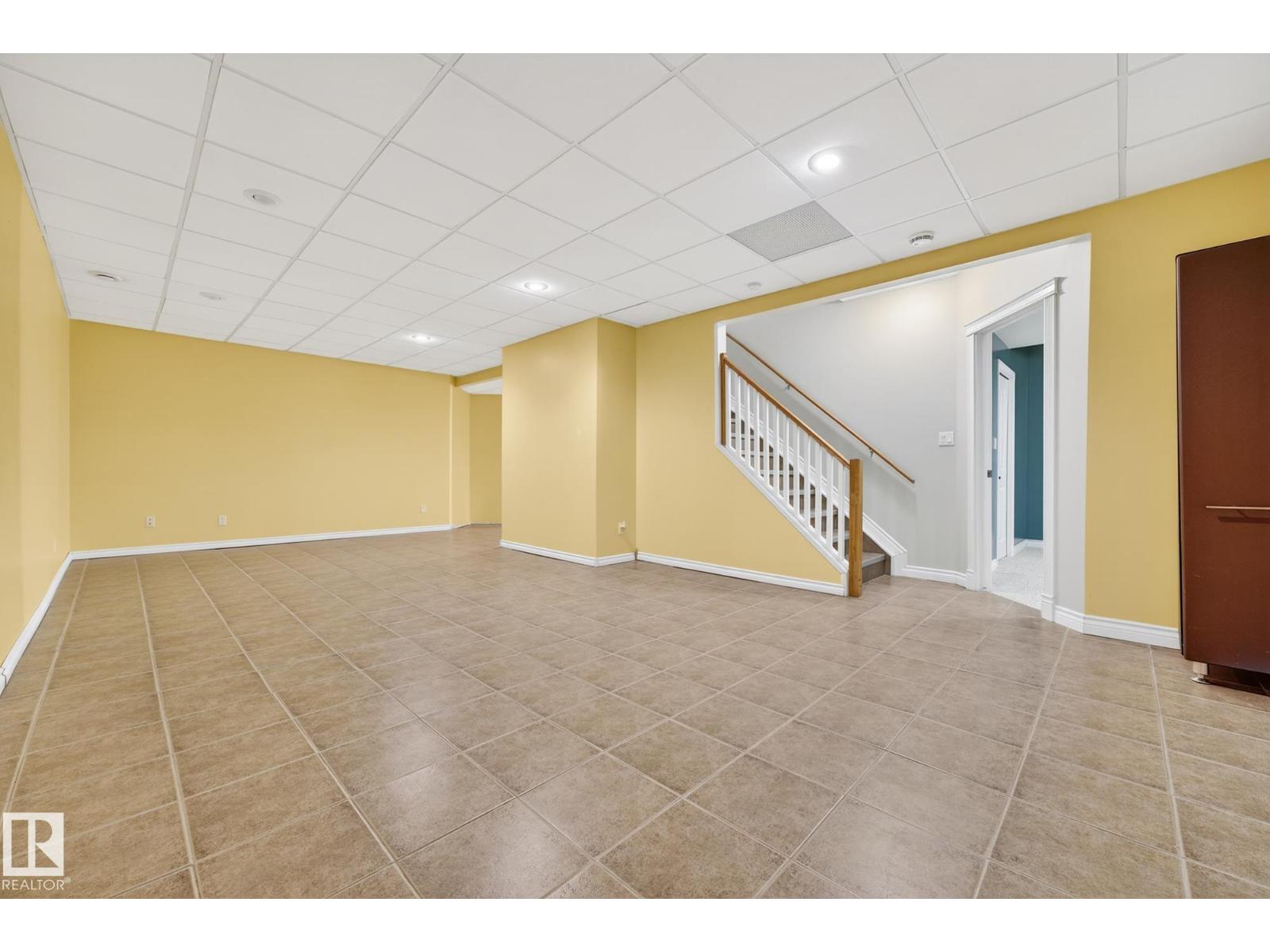 25 FOLKSTONE PL, Stony Plain