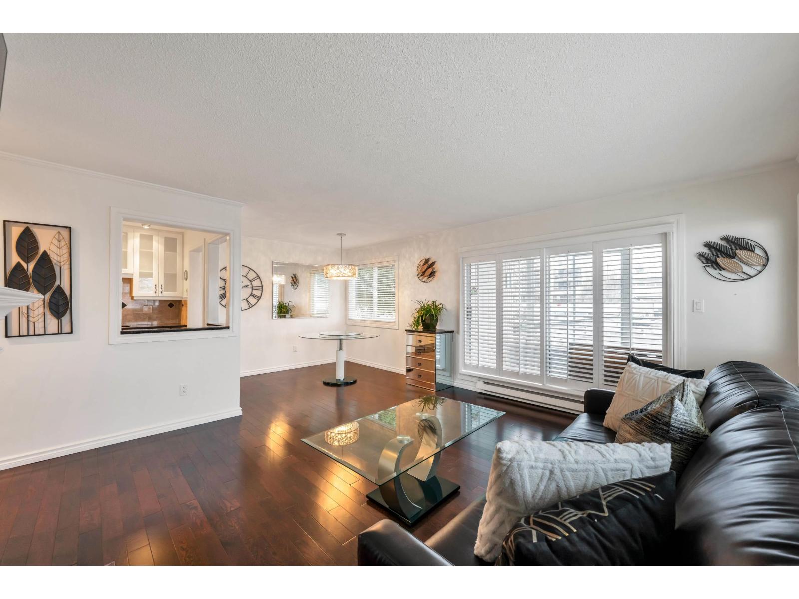 210 1354 WINTER STREET, White Rock