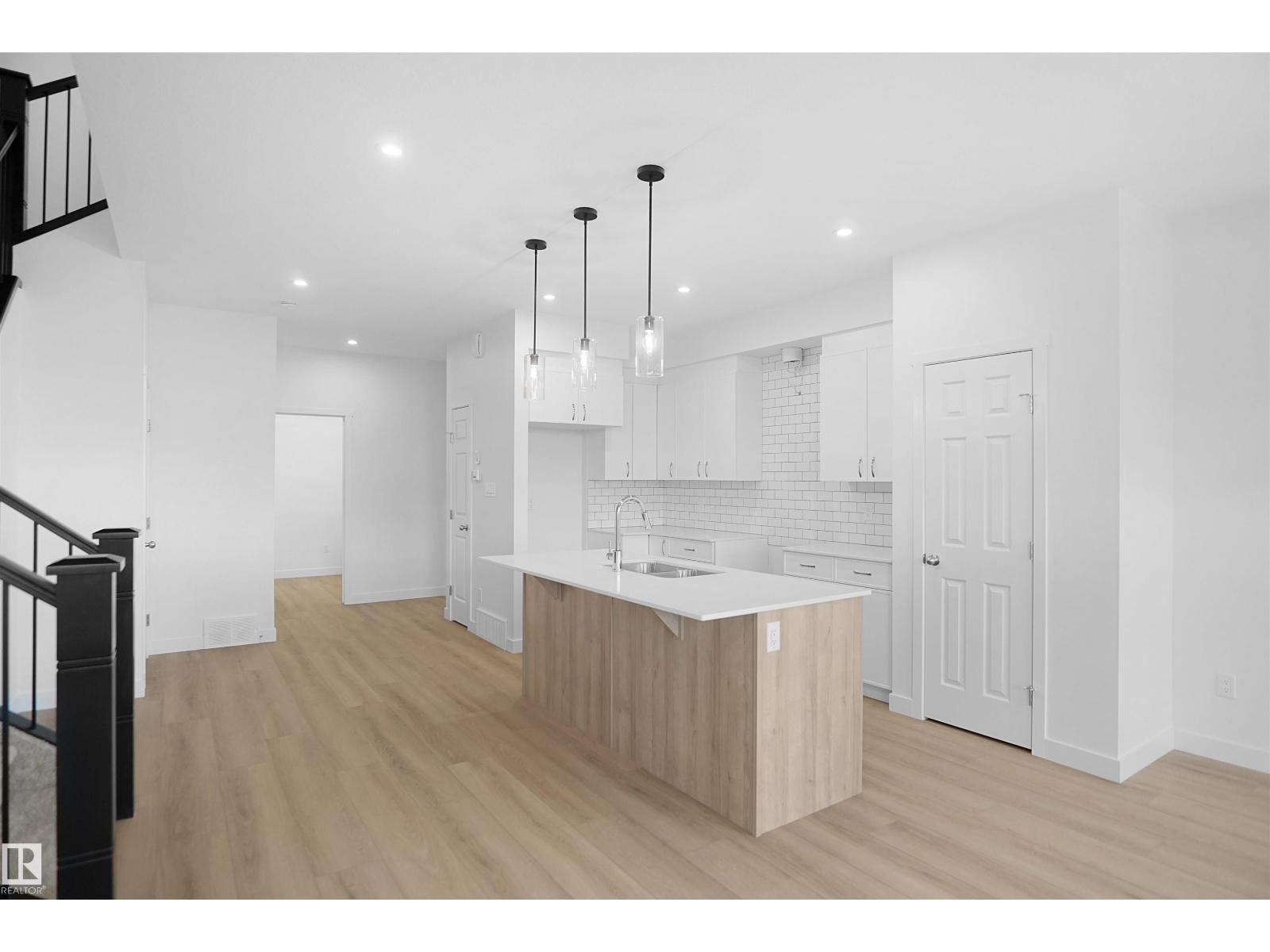 2258 194A ST NW, Edmonton