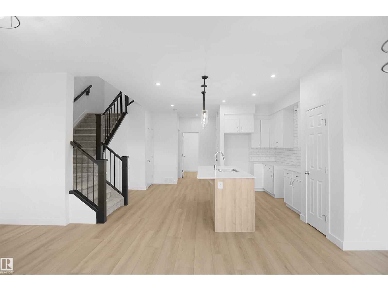 2258 194A ST NW, Edmonton