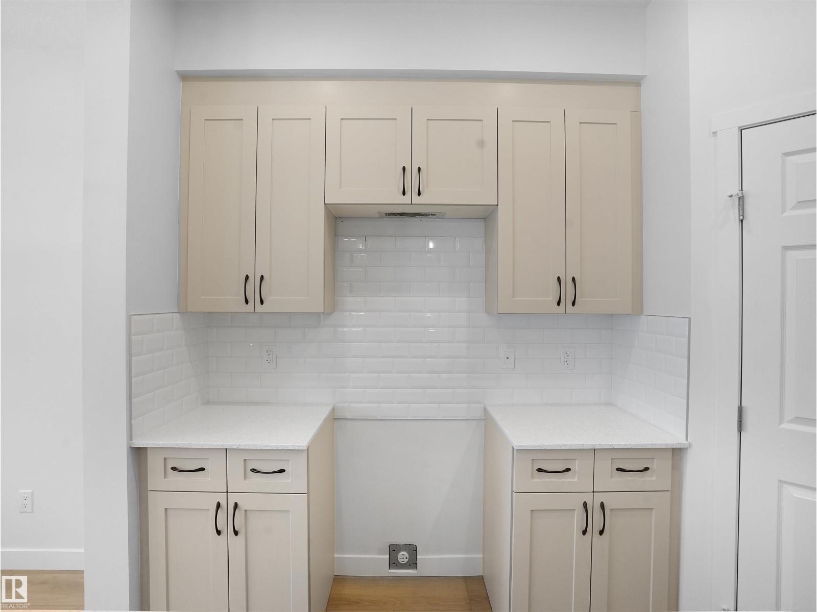 12119 34 AV SW, Edmonton