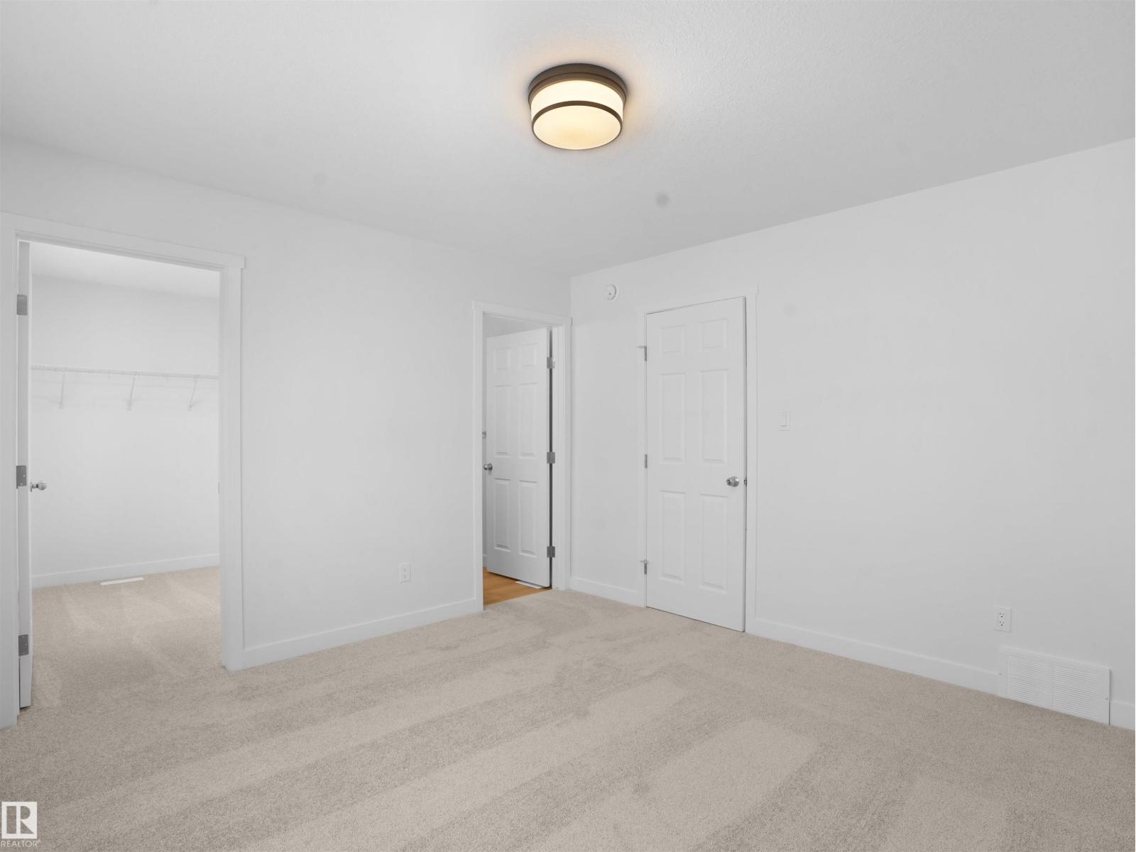 12119 34 AV SW, Edmonton