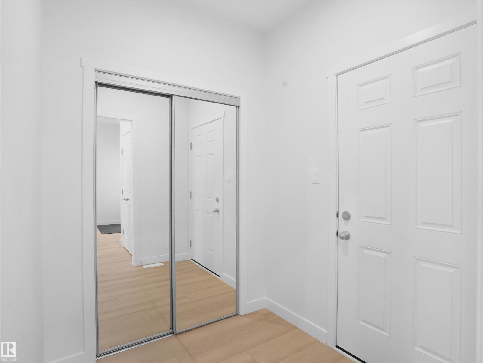 12119 34 AV SW, Edmonton