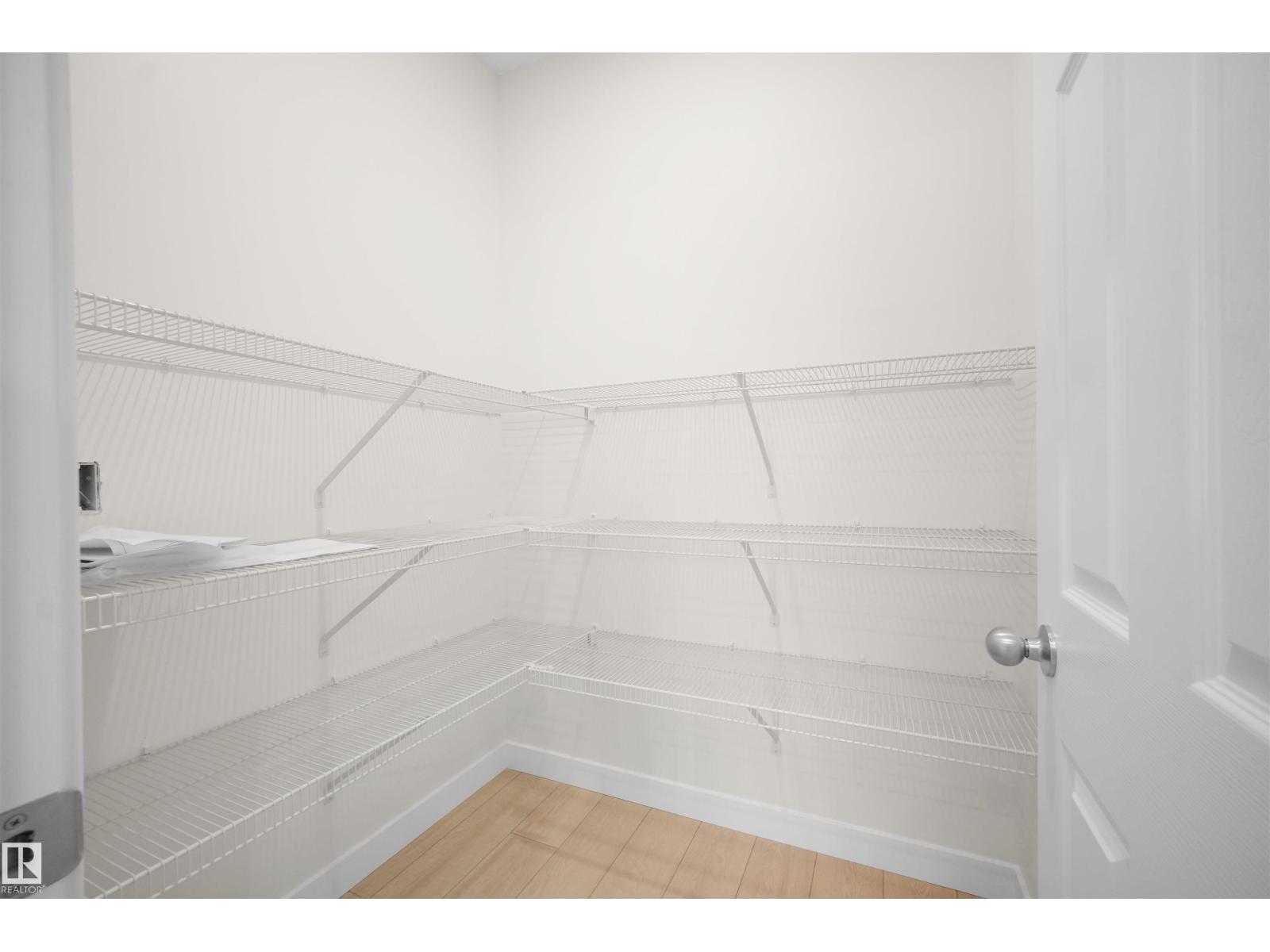 2540 211 ST NW, Edmonton