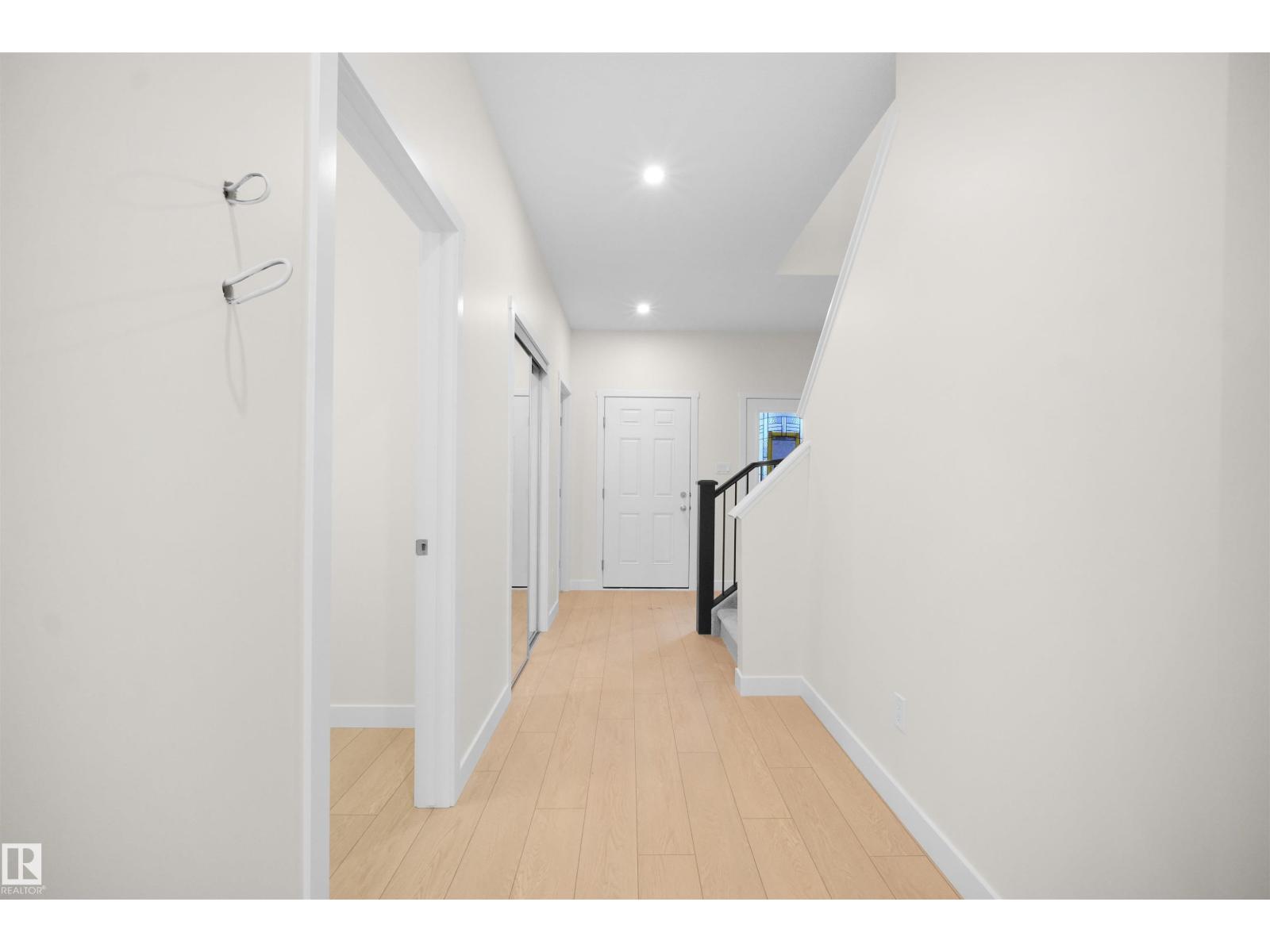 2540 211 ST NW, Edmonton