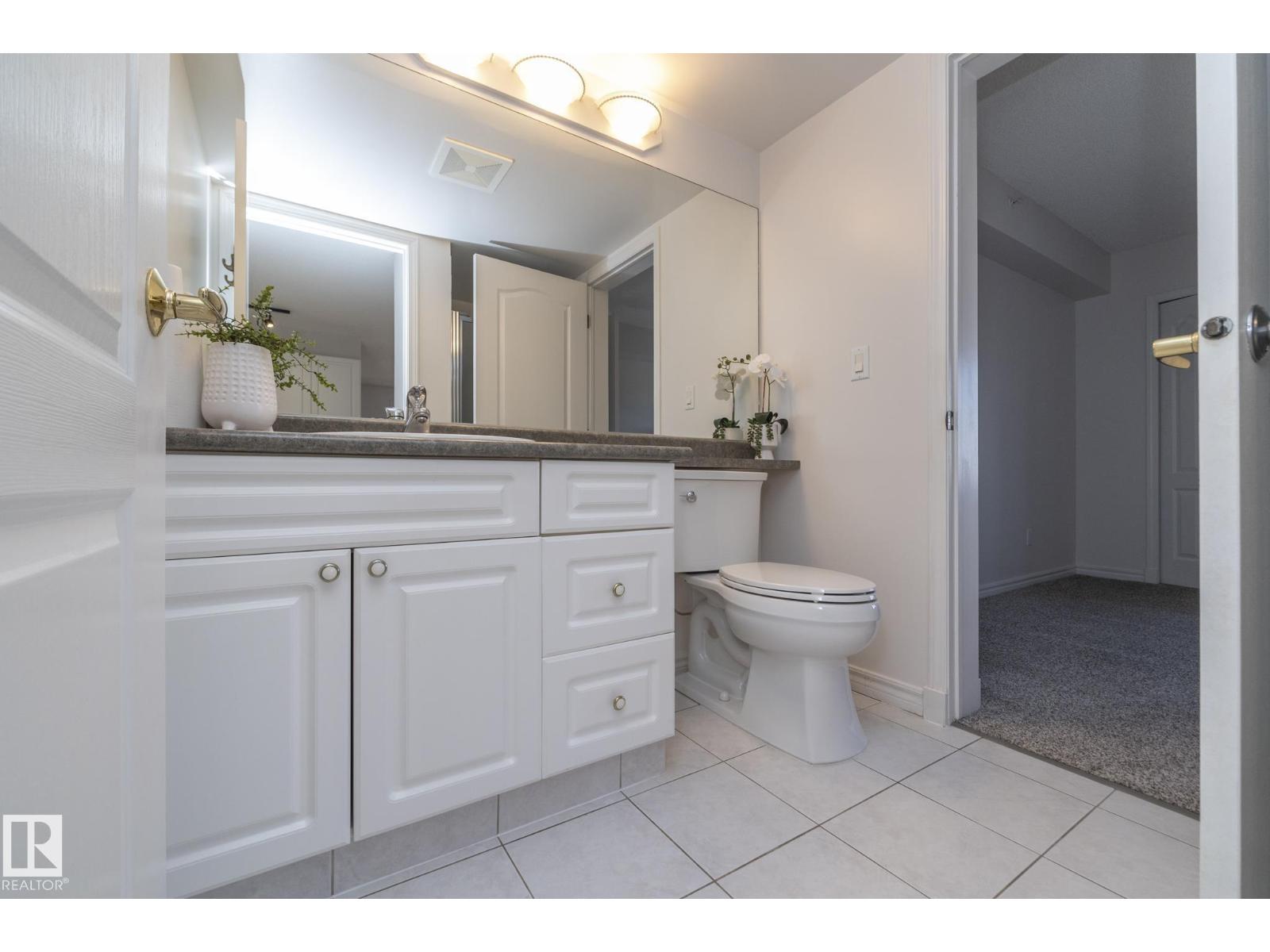 #801 10909 103 AV NW, Edmonton