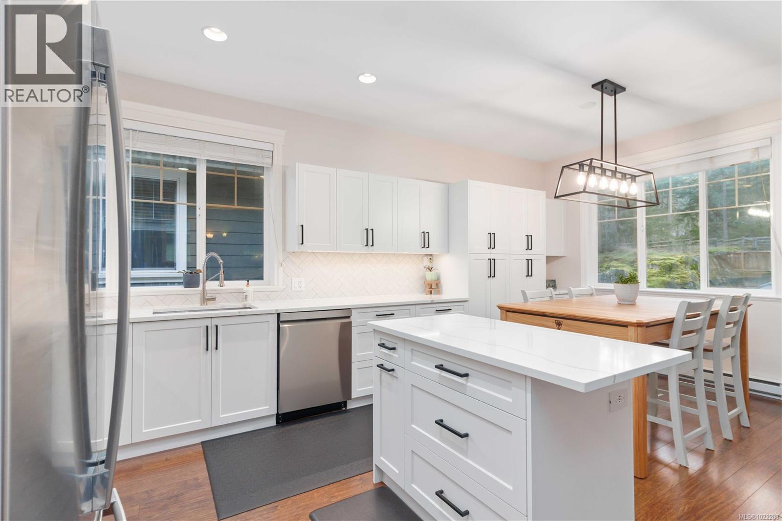  3587 Vitality Road, Langford