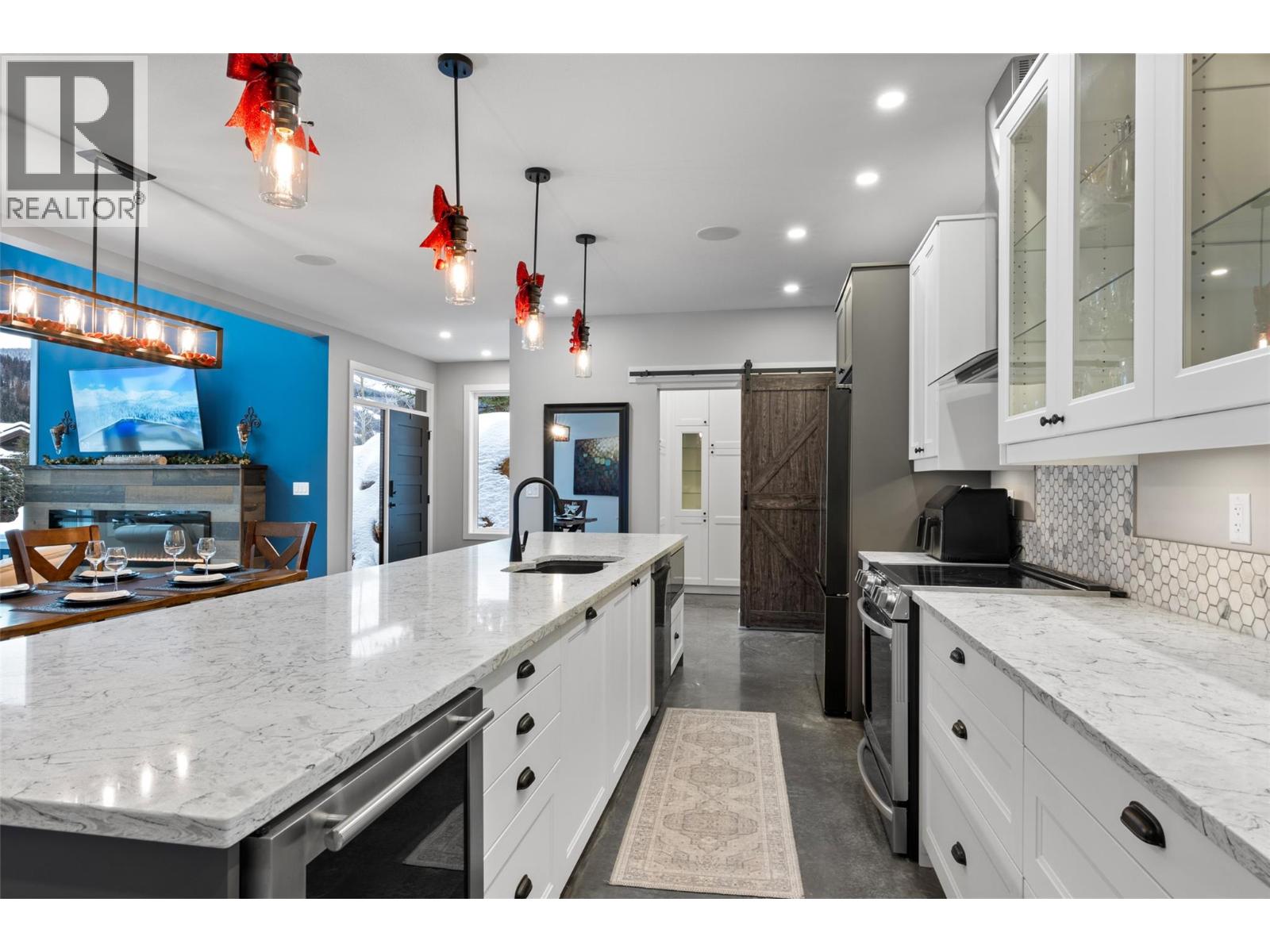 2533 Mountain View Drive, Sun Peaks