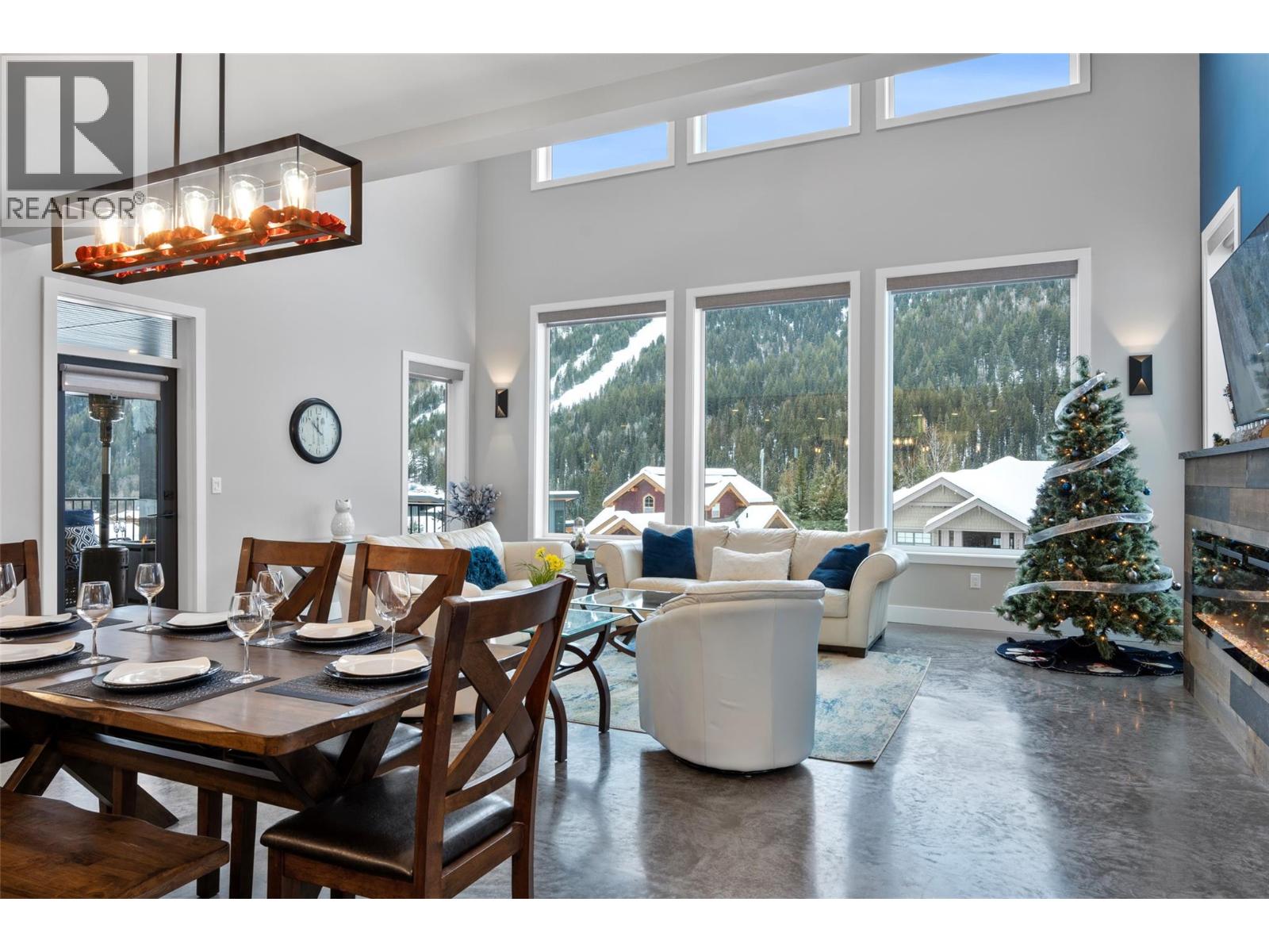 2533 Mountain View Drive, Sun Peaks