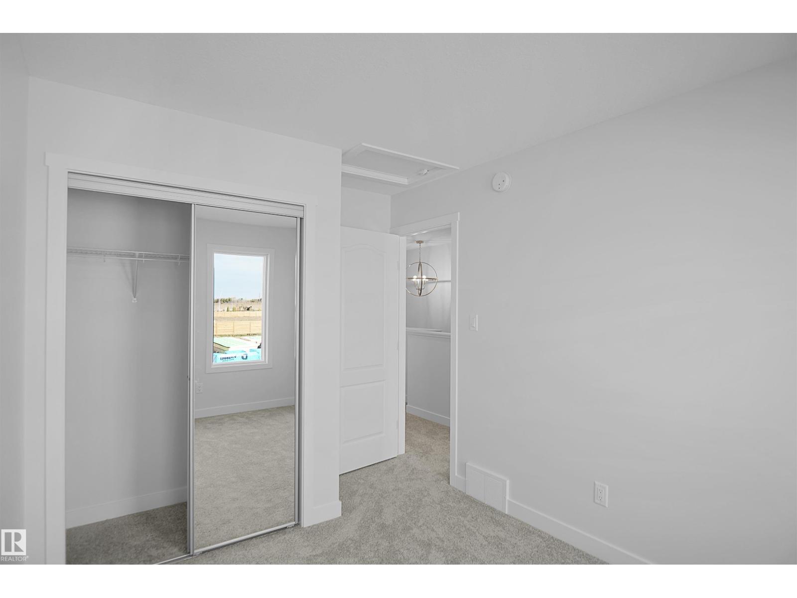 18976 28 AV NW, Edmonton