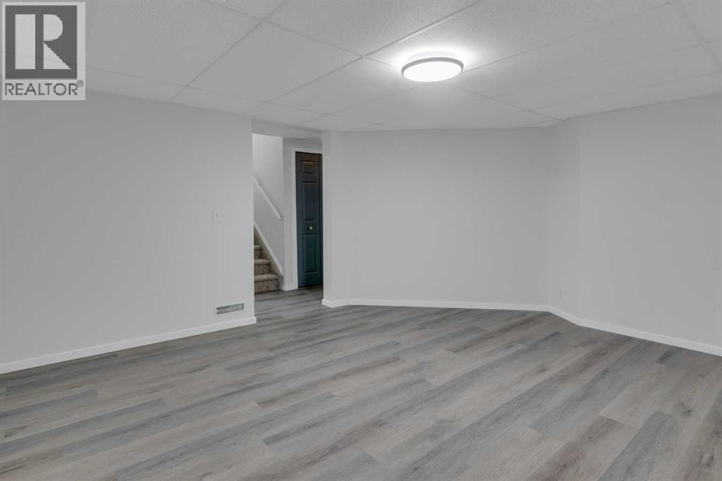 Single Family House for Sale in  Harvest Gold Place NE Harvest Hills Calgary 