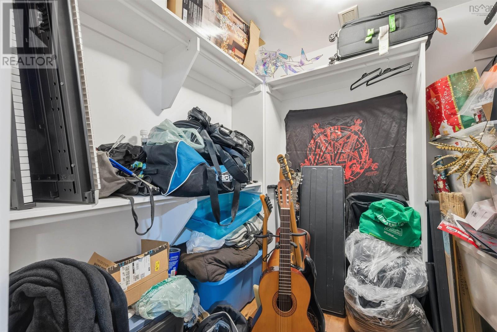 Property 27 of 49 of 6737 Huron Street