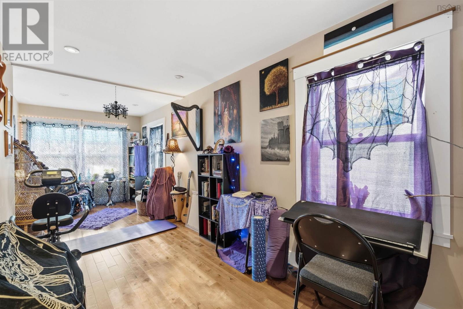 Property 22 of 49 of 6737 Huron Street