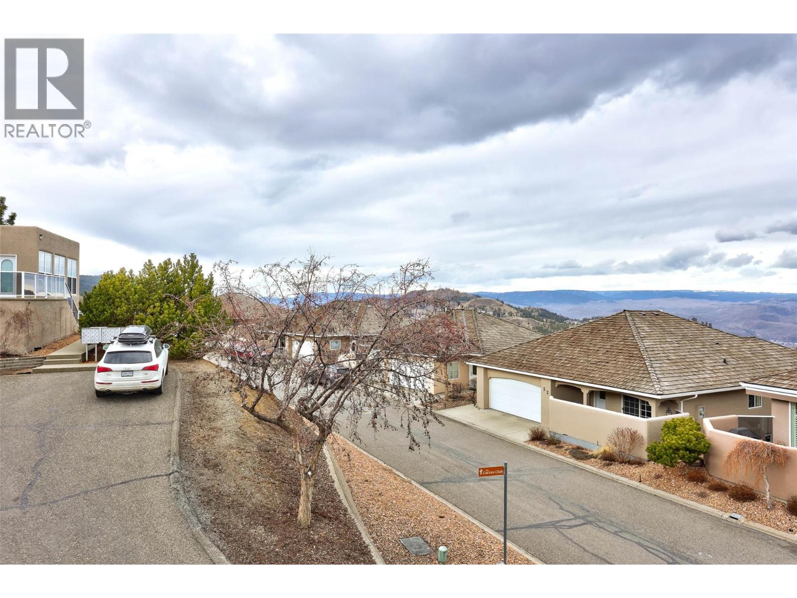 #25 2080 PACIFIC WAY - 17