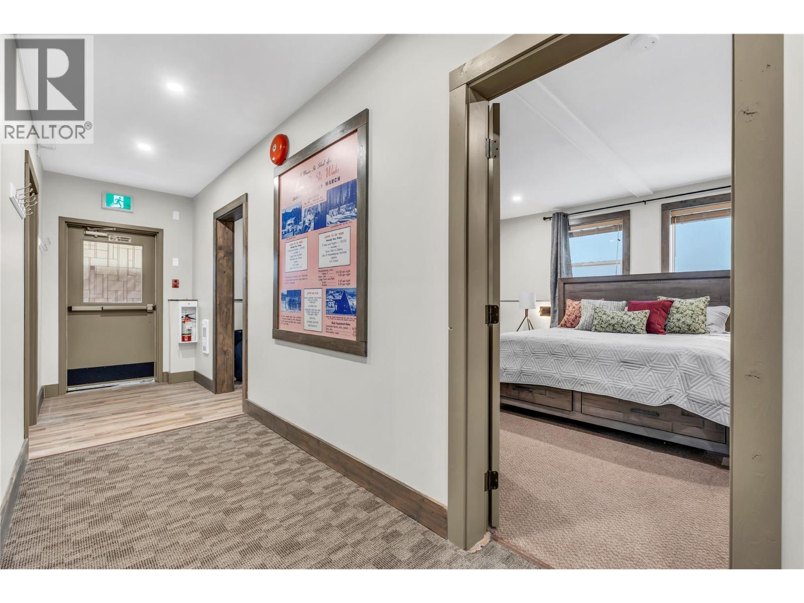 360 Strayhorse Road Unit# C-13, Apex Mountain