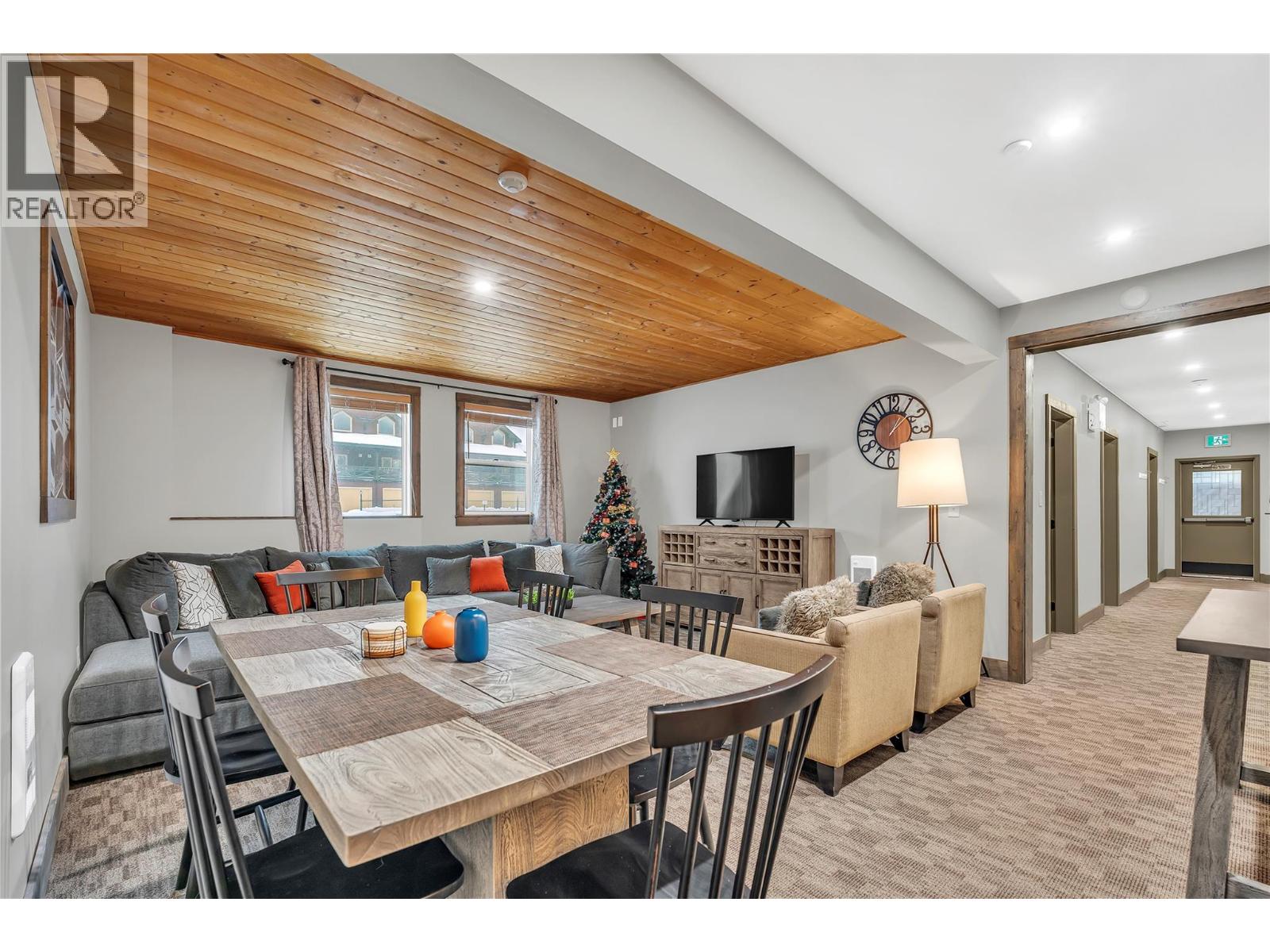 360 Strayhorse Road Unit# C-13, Apex Mountain