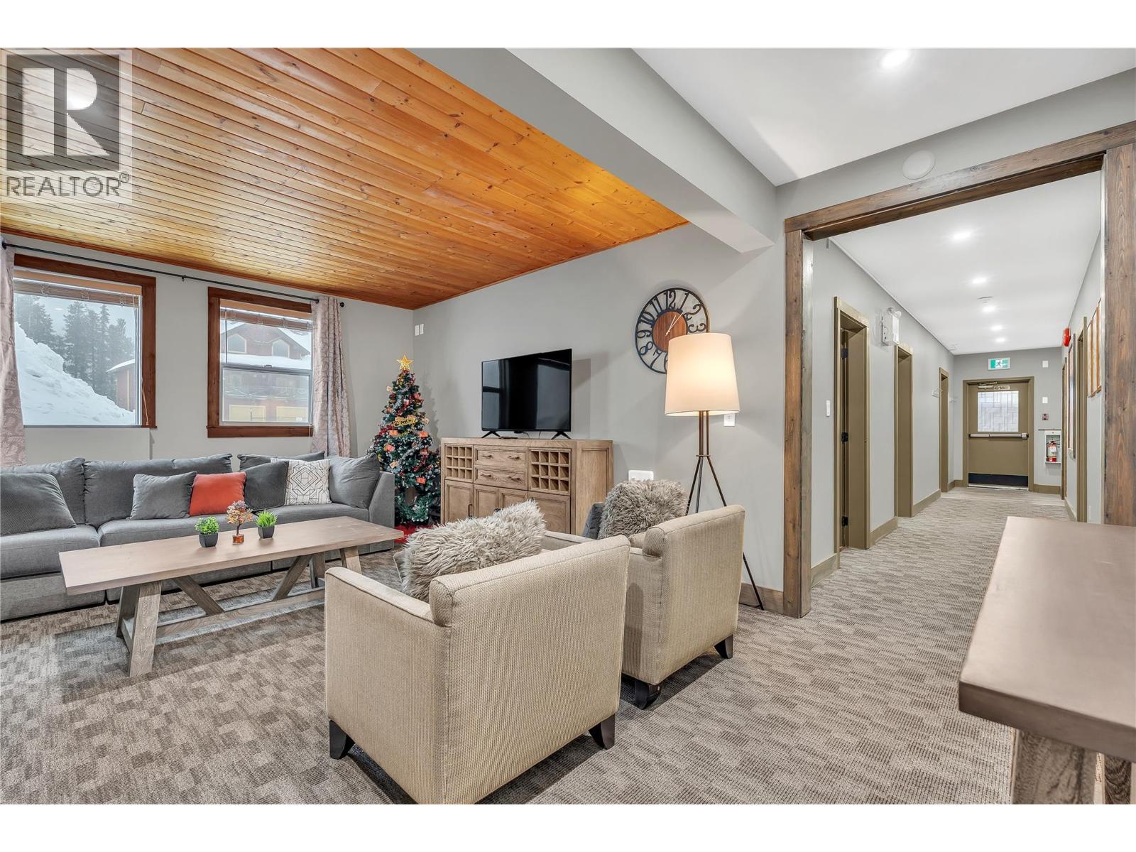 360 Strayhorse Road Unit# C-13, Apex Mountain