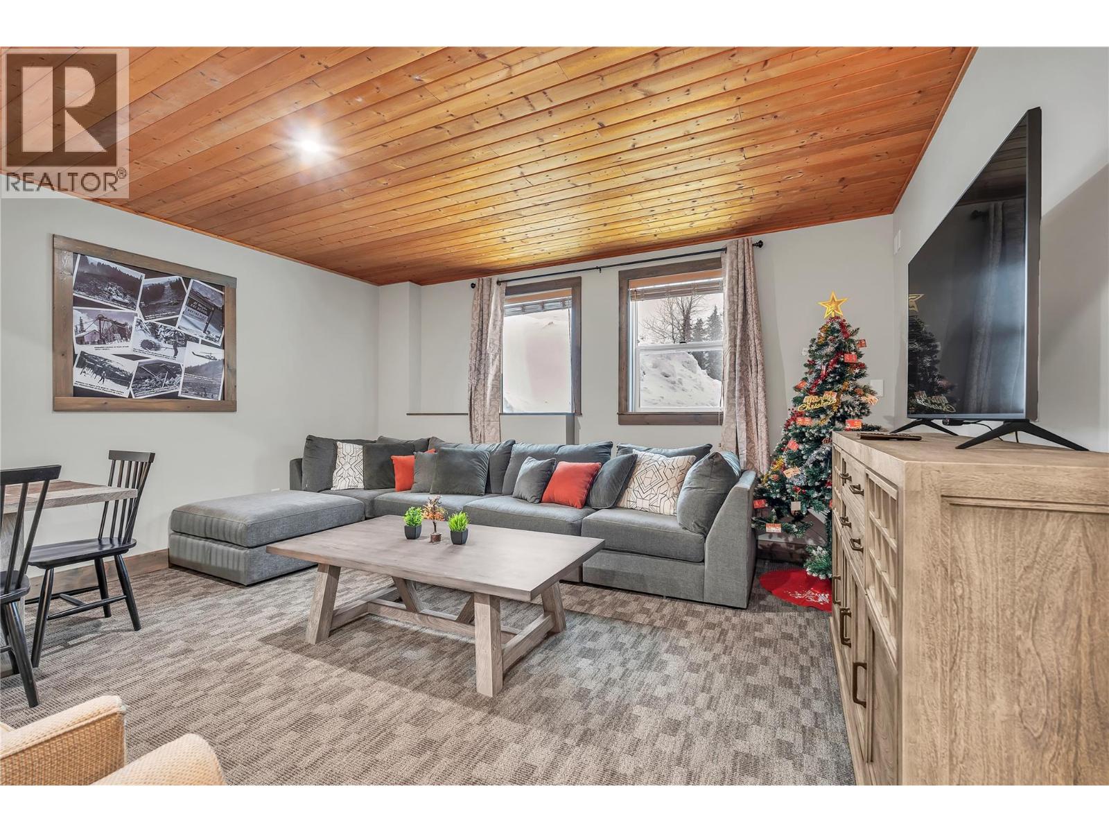 360 Strayhorse Road Unit# C-13, Apex Mountain