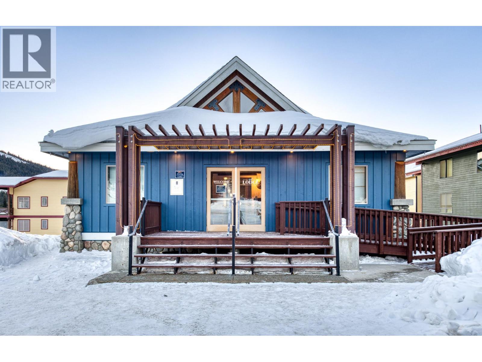 360 Strayhorse Road Unit# C-13, Apex Mountain