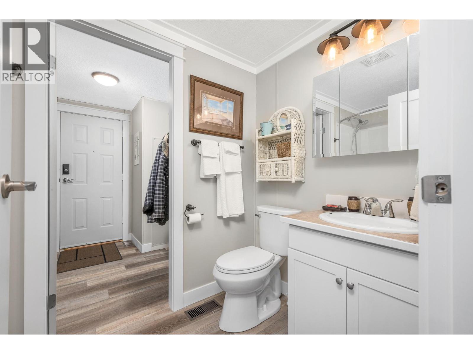 21 12560 Westside Road, Vernon