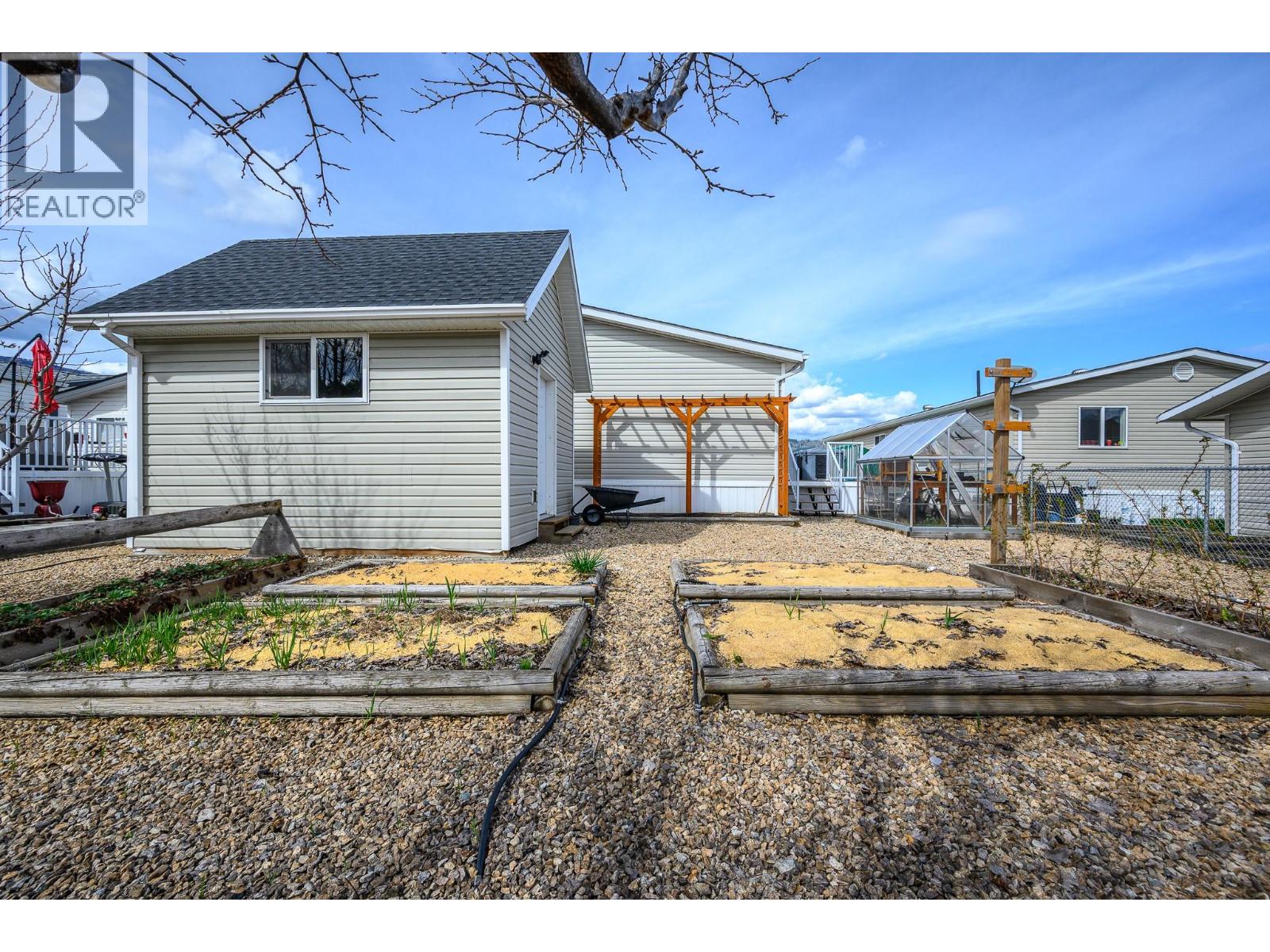 21 12560 Westside Road, Vernon