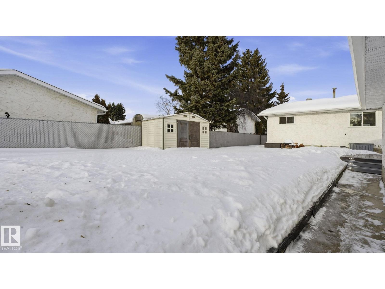 114 BROOKWOOD DR, Spruce Grove