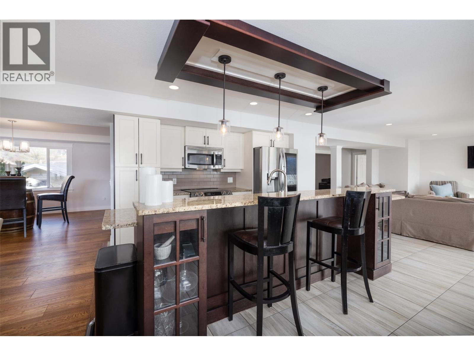  4244 Beach Avenue, Peachland