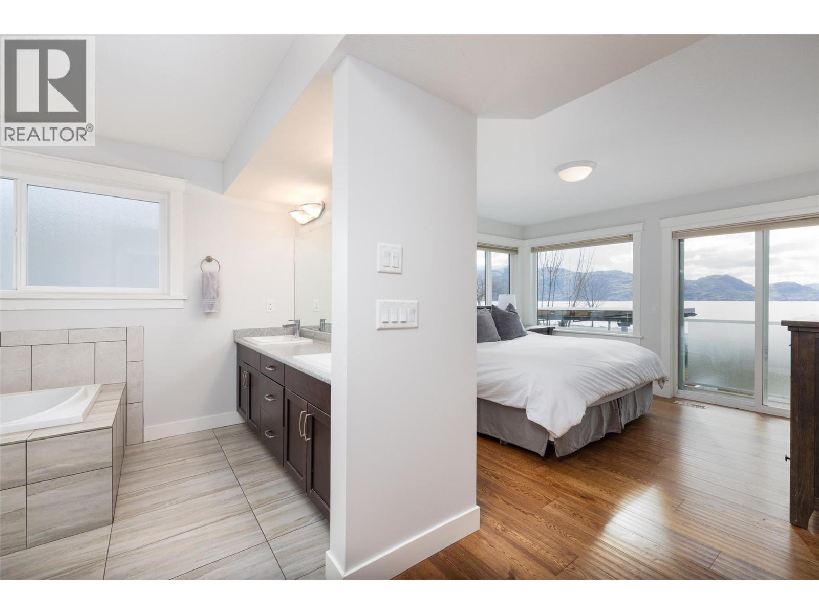  4244 Beach Avenue, Peachland