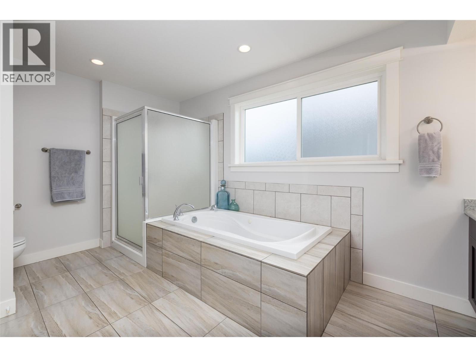  4244 Beach Avenue, Peachland