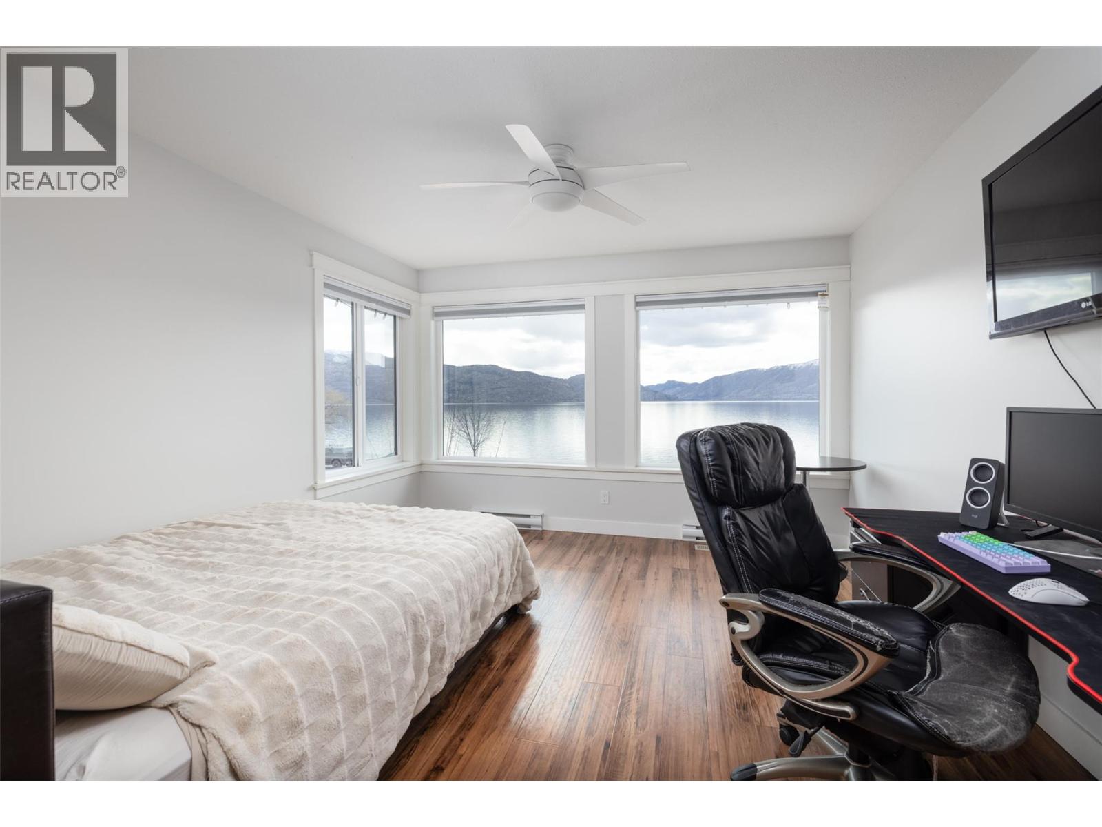  4244 Beach Avenue, Peachland