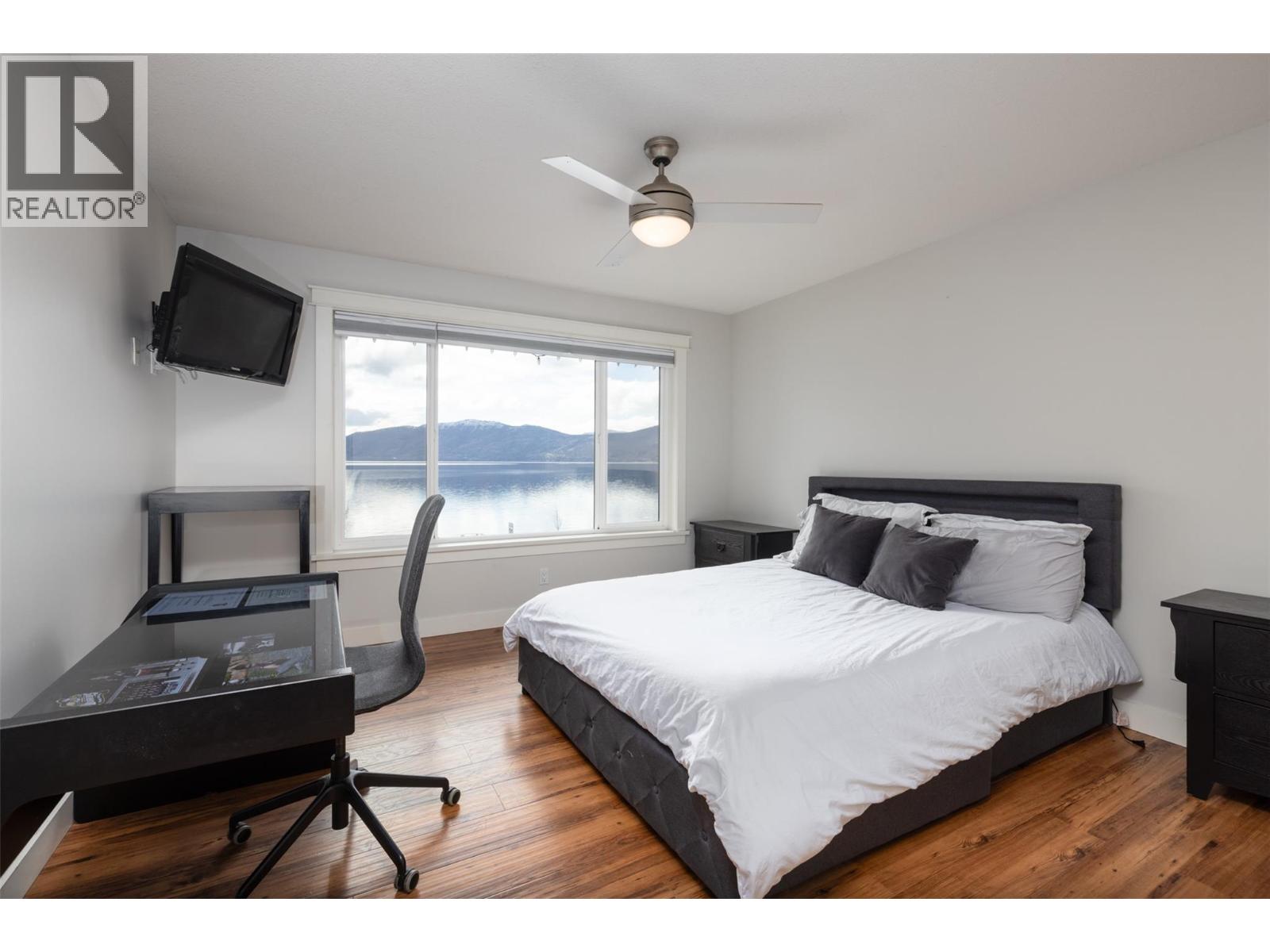  4244 Beach Avenue, Peachland