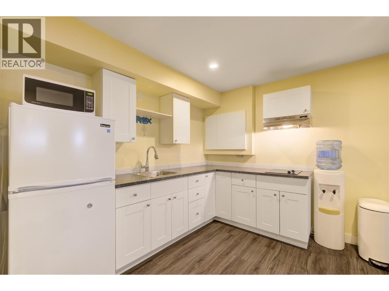  4244 Beach Avenue, Peachland