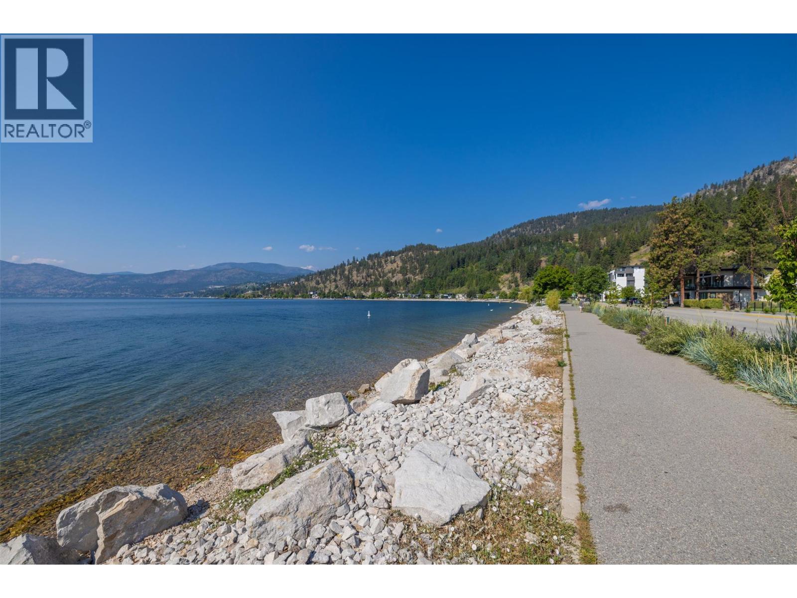  4244 Beach Avenue, Peachland