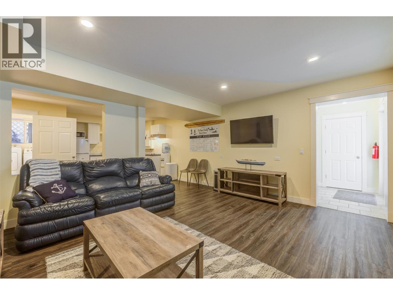  4244 Beach Avenue, Peachland