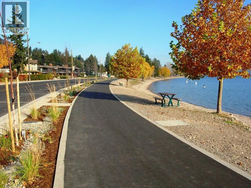  4244 Beach Avenue, Peachland