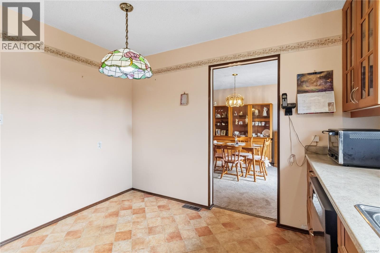 1969 Blackthorn Dr, Central Saanich