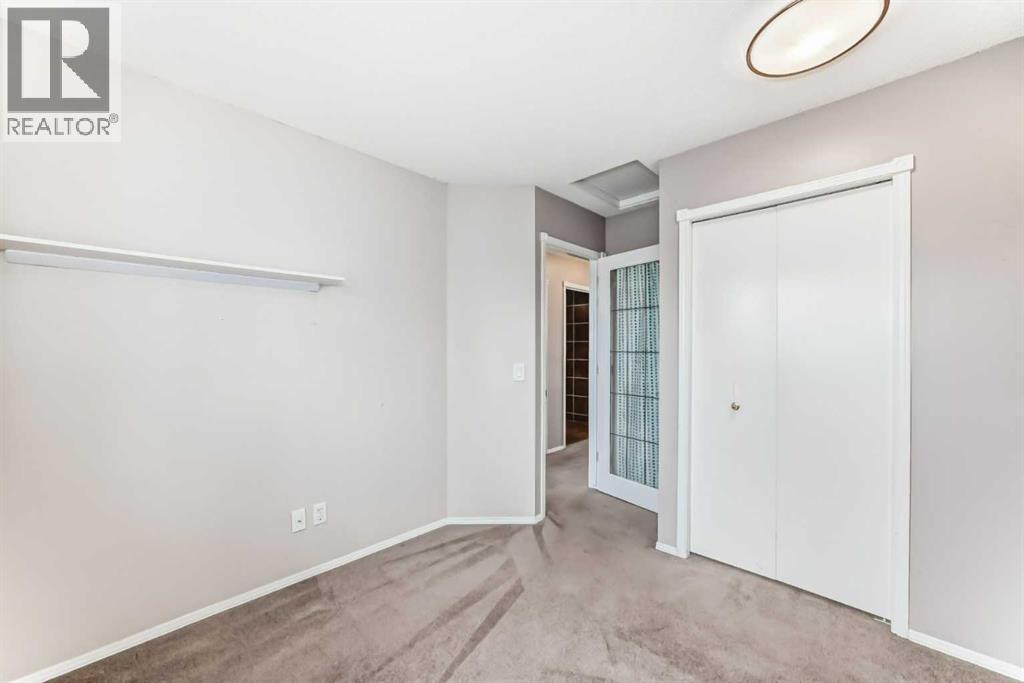 Single Family House for Sale in  Coverdale Way NE Coventry Hills Calgary 