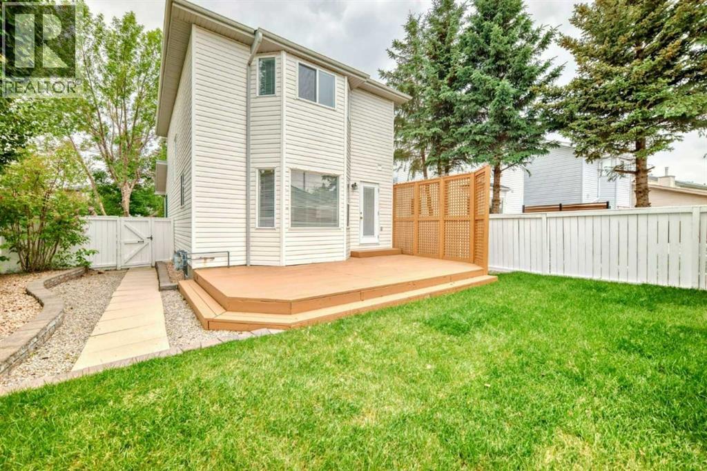 Single Family House for Sale in  Coverdale Way NE Coventry Hills Calgary 