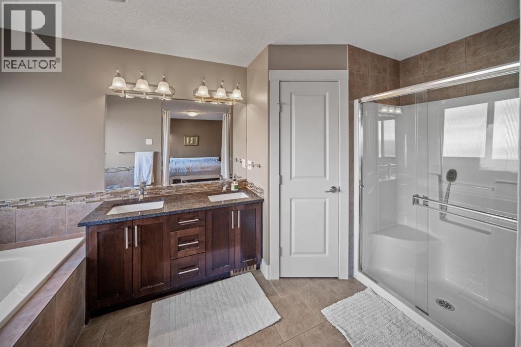 Single Family House for Sale in   Avenue NW Montgomery Calgary 