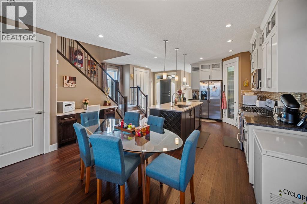 Single Family House for Sale in   Avenue NW Montgomery Calgary 