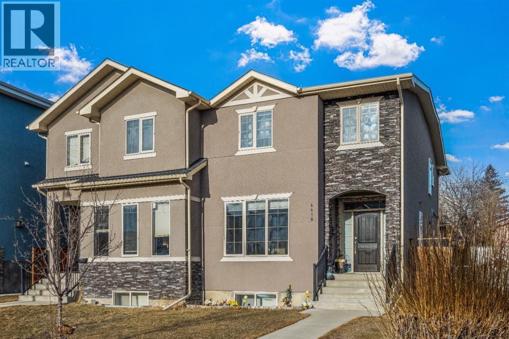 Single Family House for Sale in   Avenue NW Montgomery Calgary 