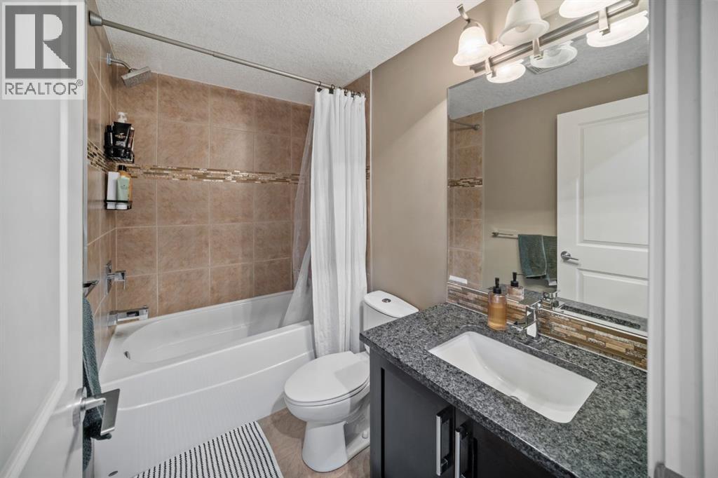 Single Family House for Sale in   Avenue NW Montgomery Calgary 