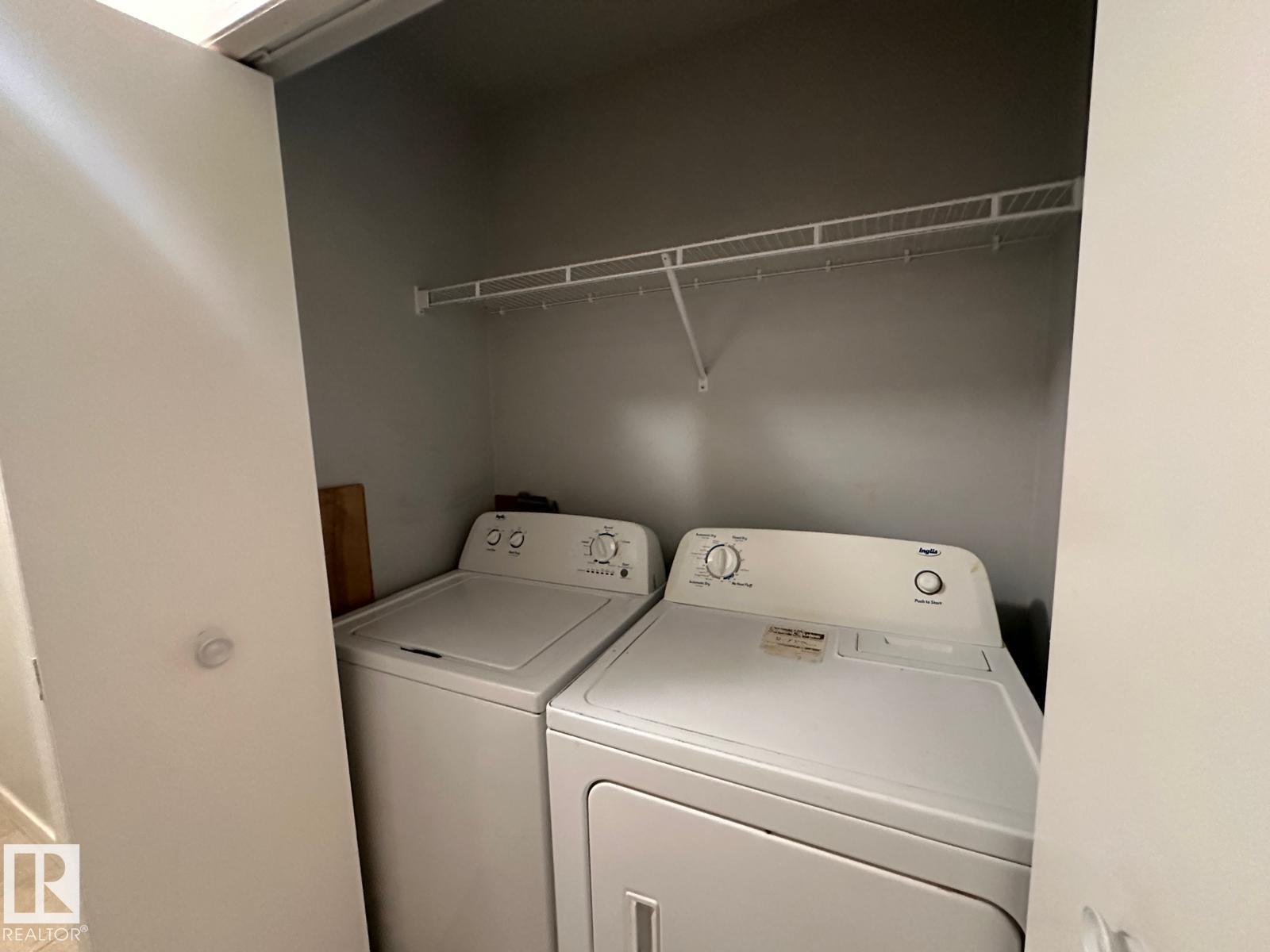 #4 3823 76 ST NW, Edmonton